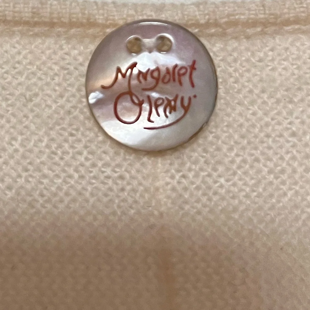 Margaret O'Leary Cashmere Blend V-Neck Sweater Cream High Low Hem Side Slits M